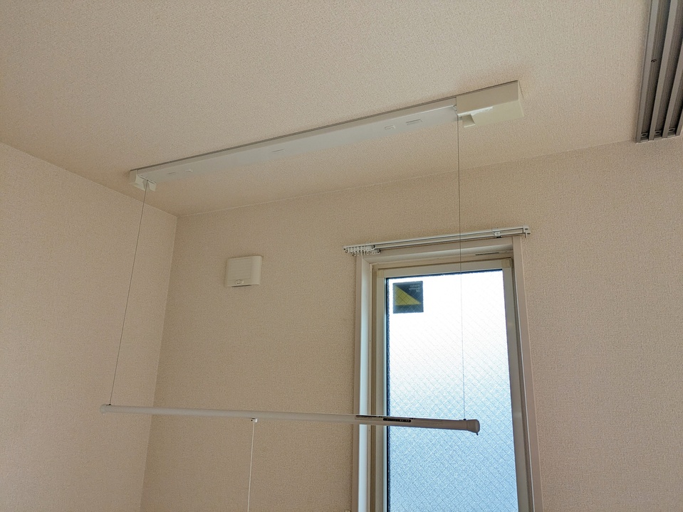 室内物干しユニット