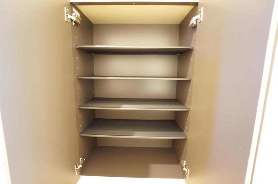 シューズボックス