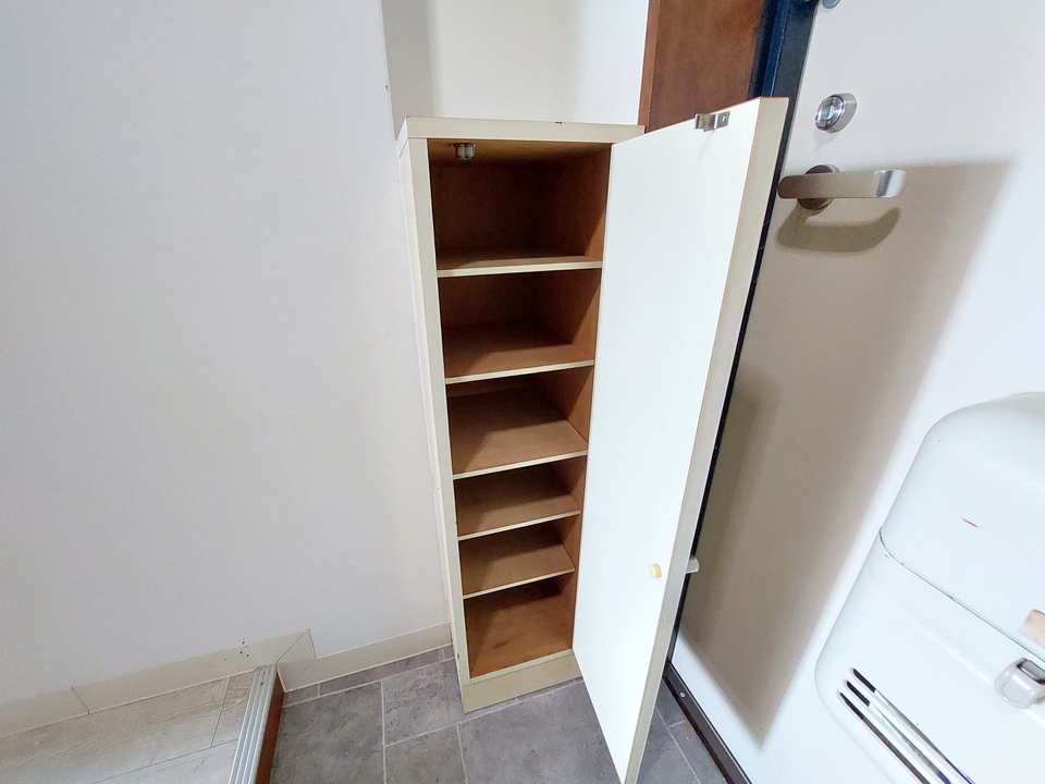 シューズボックス