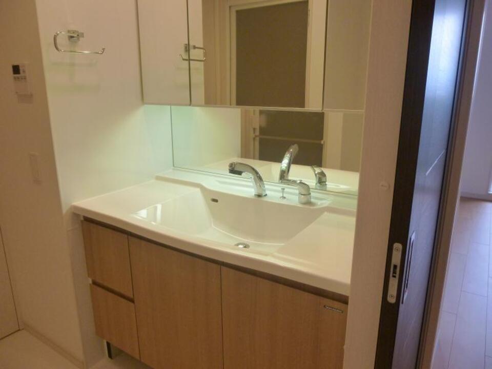 シャンプードレッサー