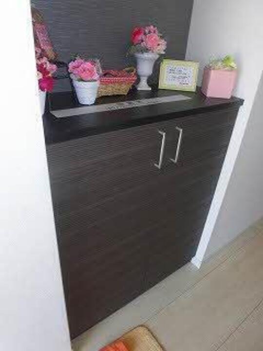 シューズボックス