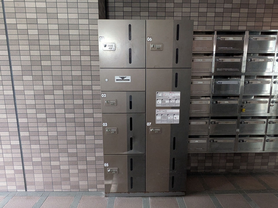 宅配ボックス