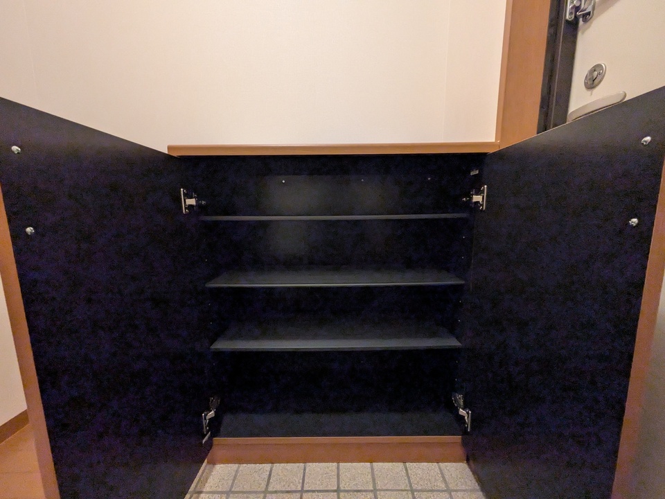 シューズボックス