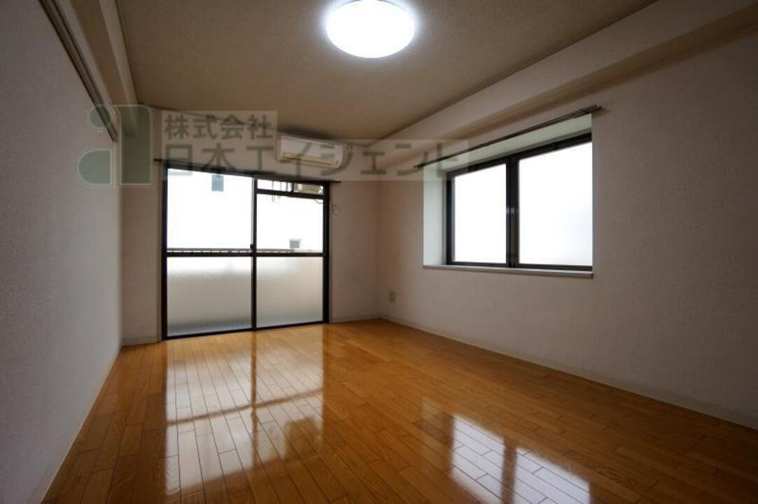 洋室
