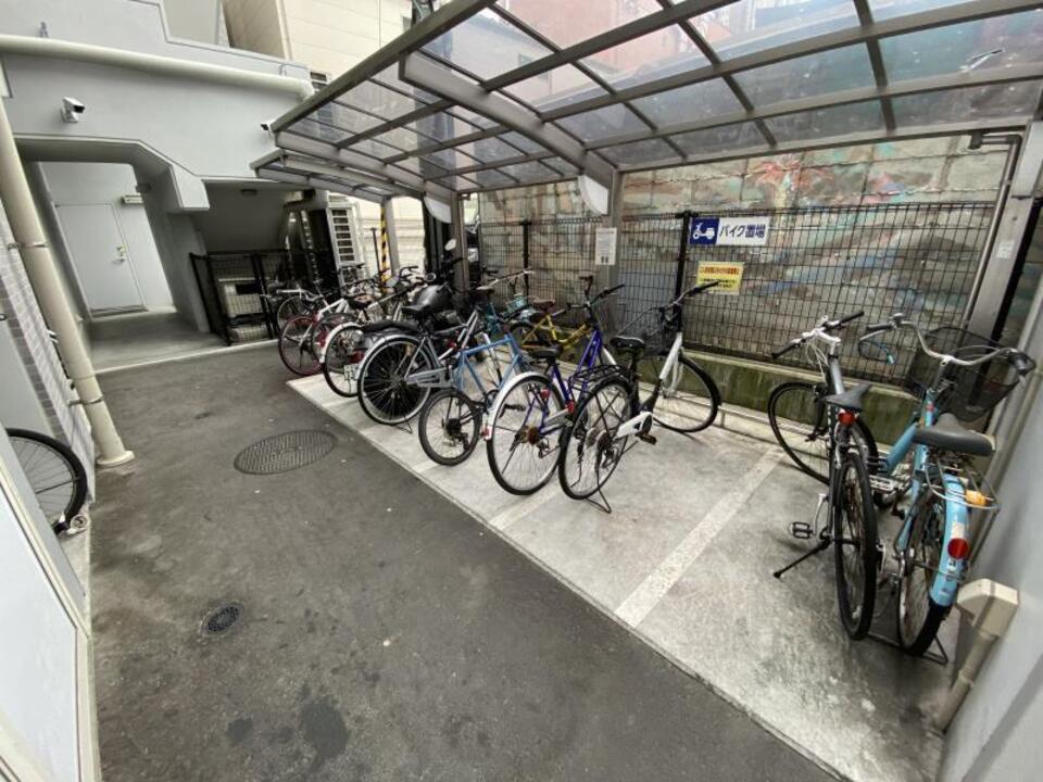 駐輪場