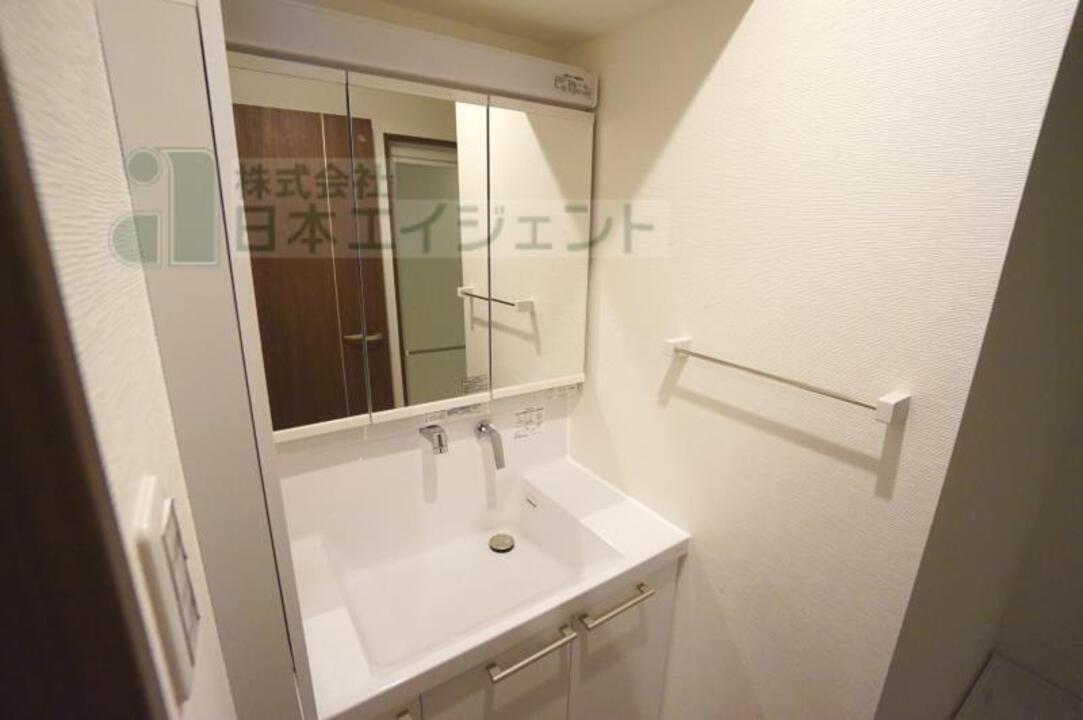 シャンプードレッサー