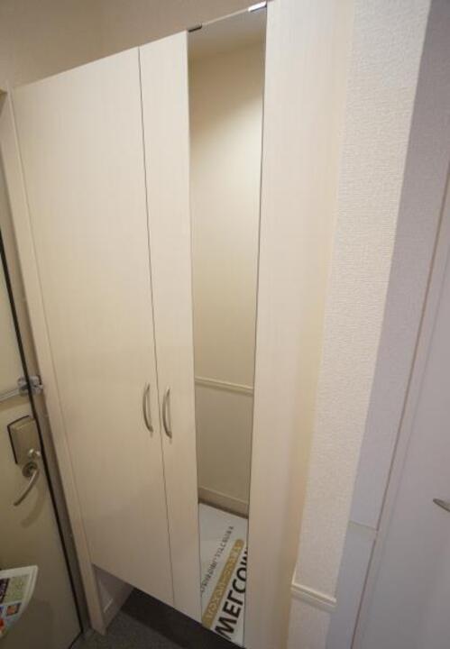 シューズボックス