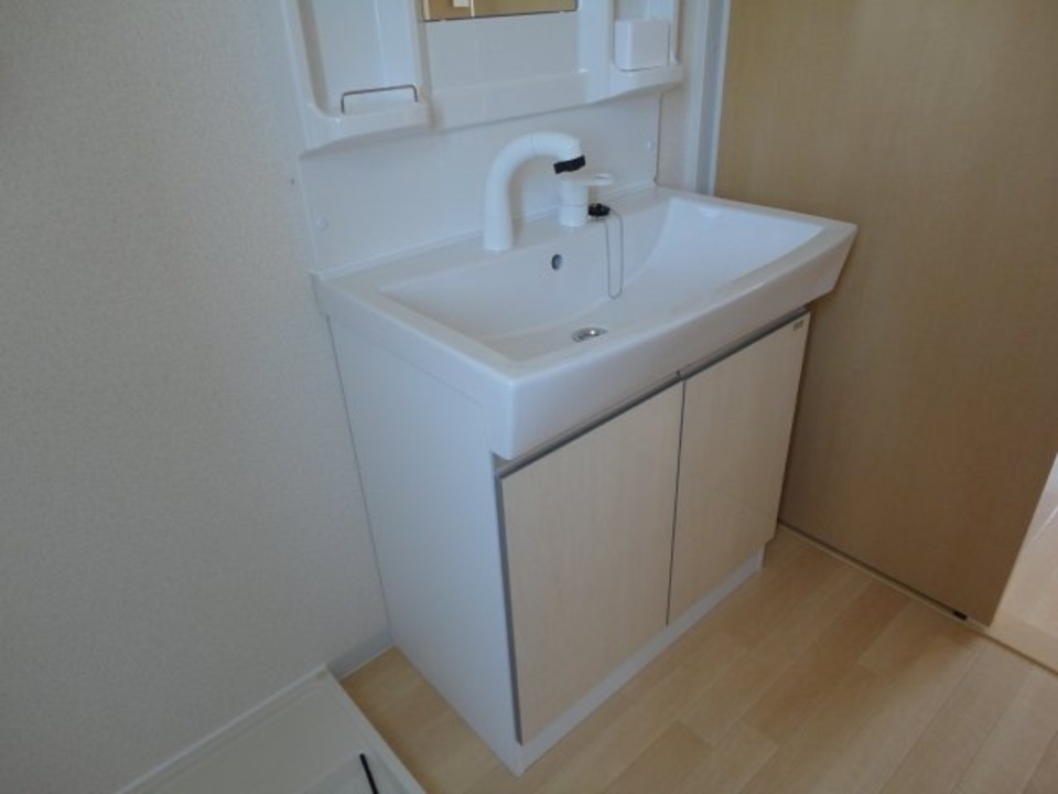 シャワー付洗面化粧台