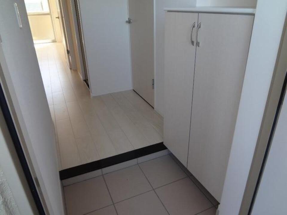 シューズボックス