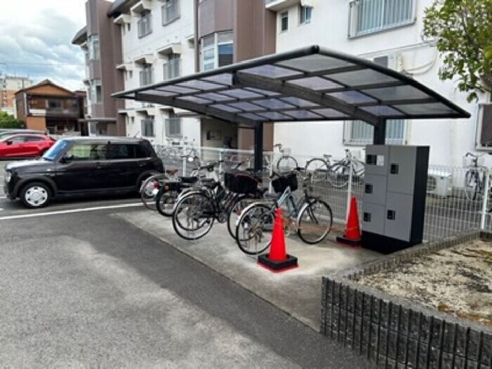 駐輪場