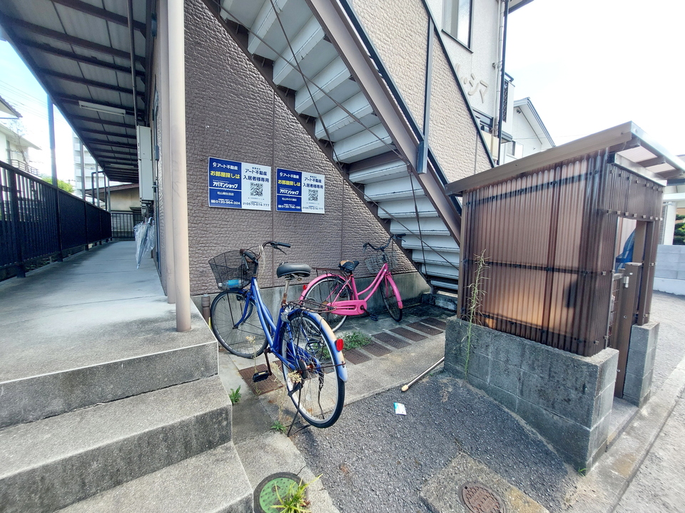 駐輪場