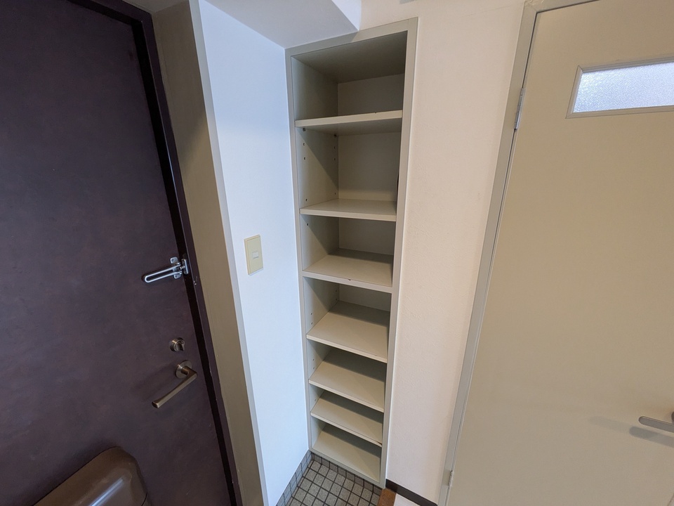 シューズボックス