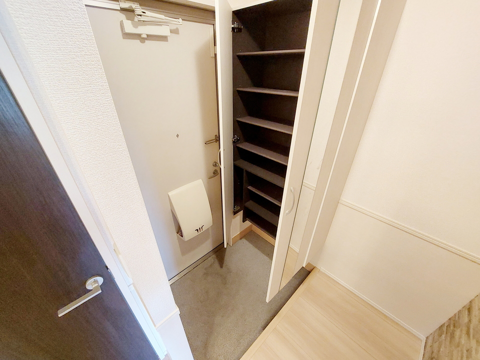 シューズボックス