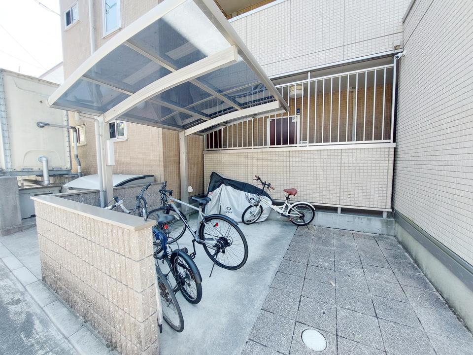 駐輪場