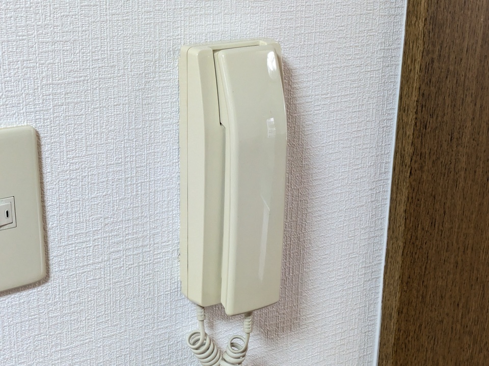 インターホン