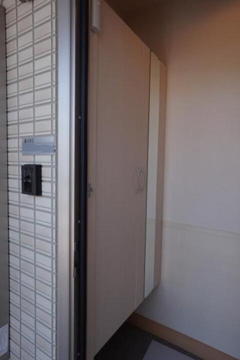シューズボックス