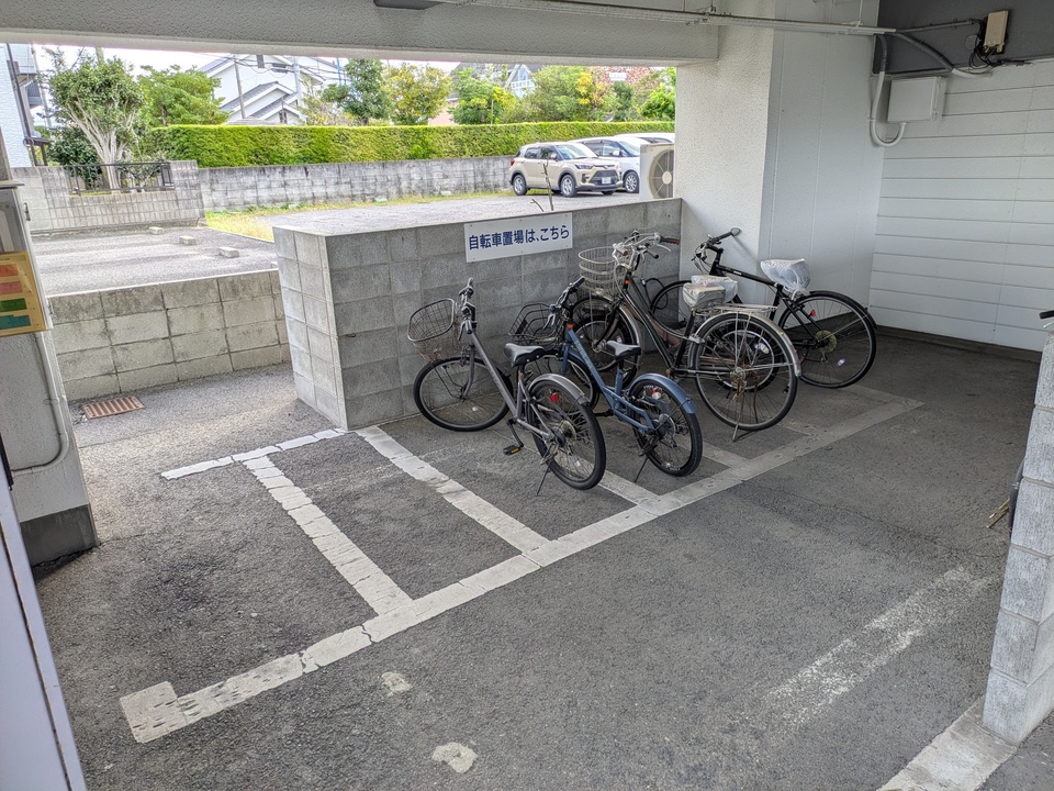 駐輪場