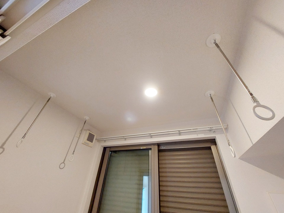 室内物干しユニット