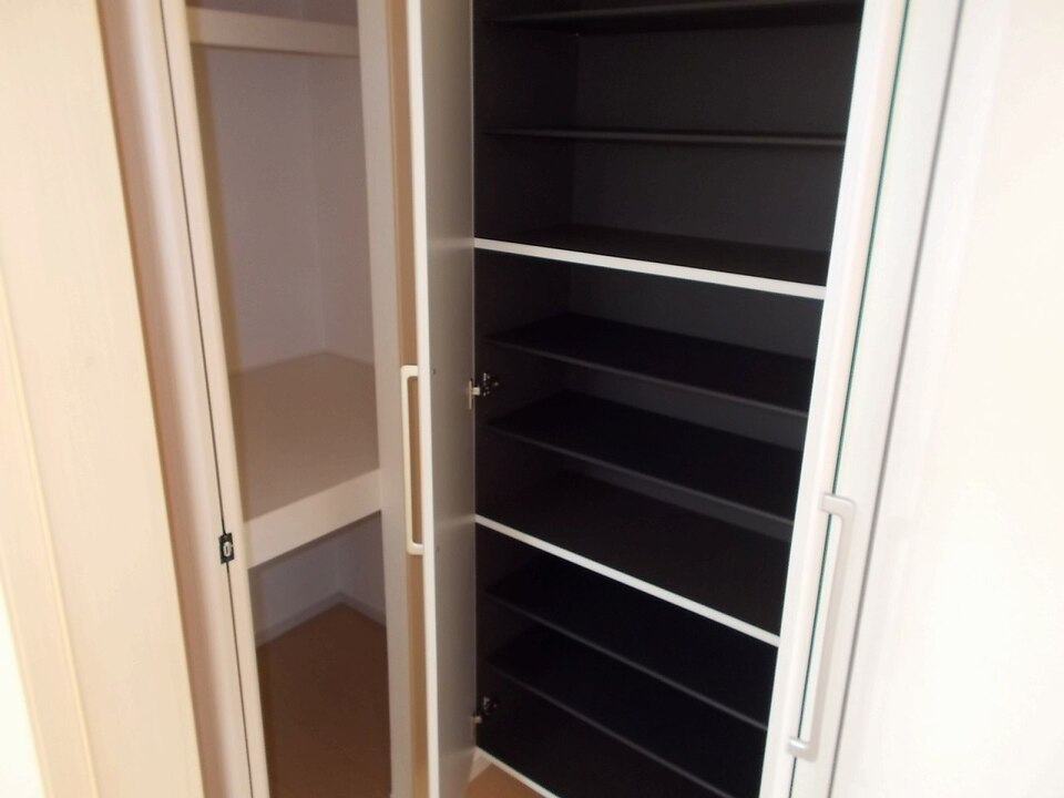 シューズボックス