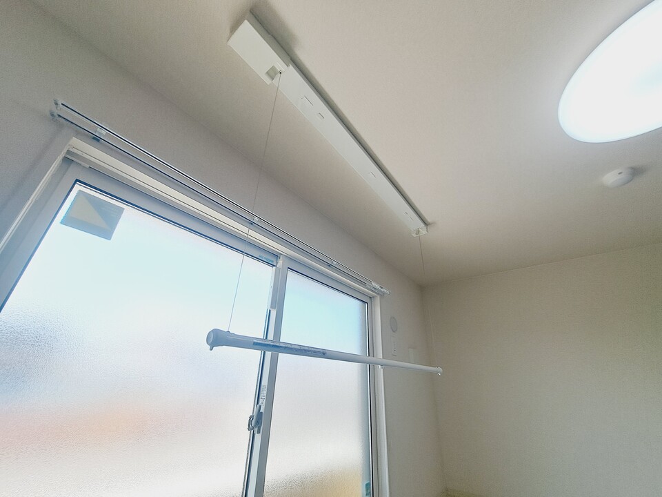 室内物干しユニット