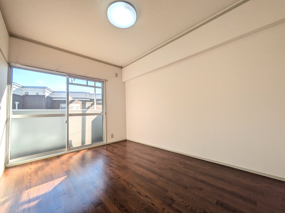 洋室（南西側）