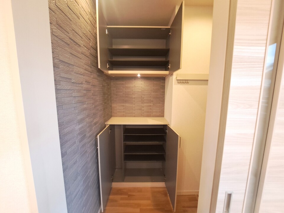 シューズボックス