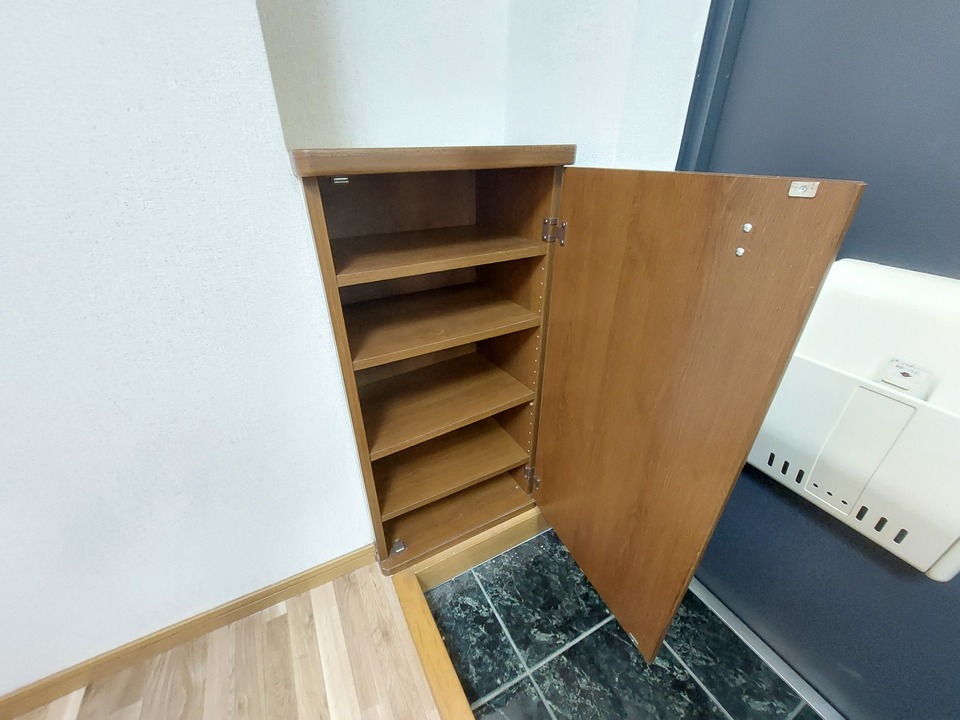 シューズボックス