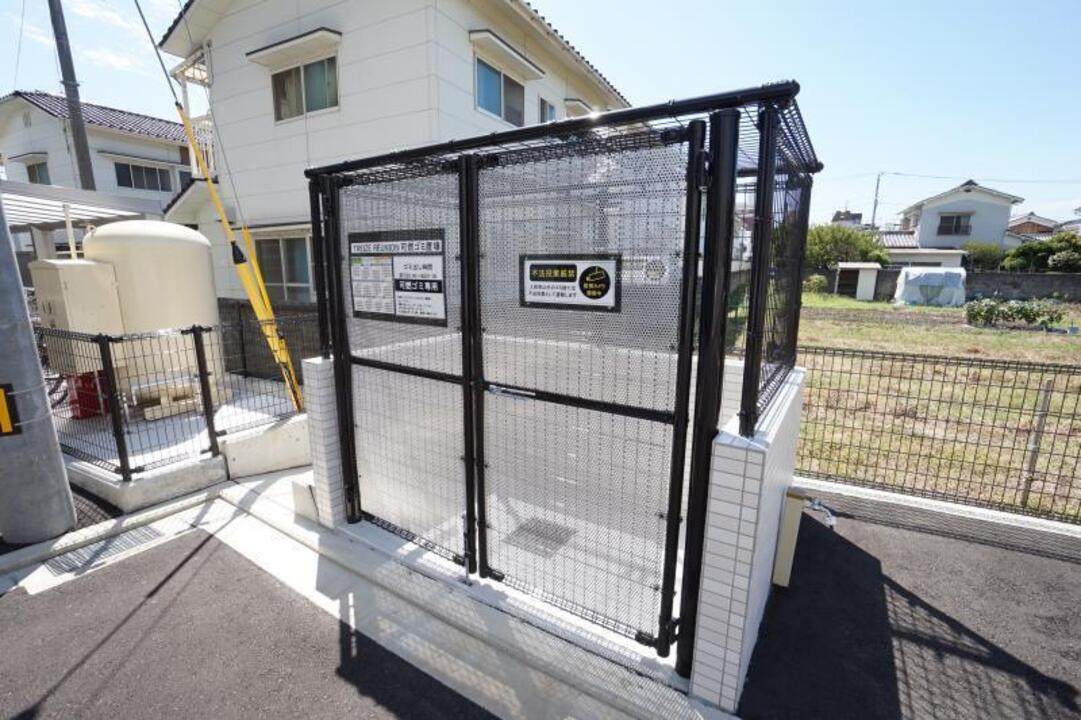 ゴミステーション