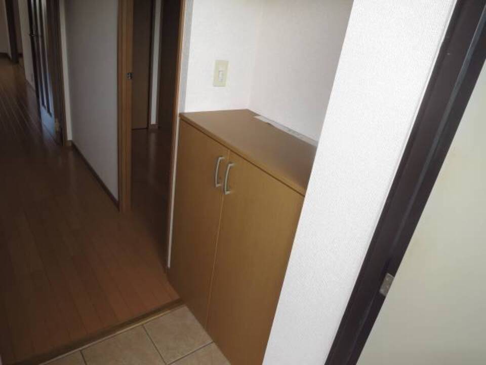 シューズボックス