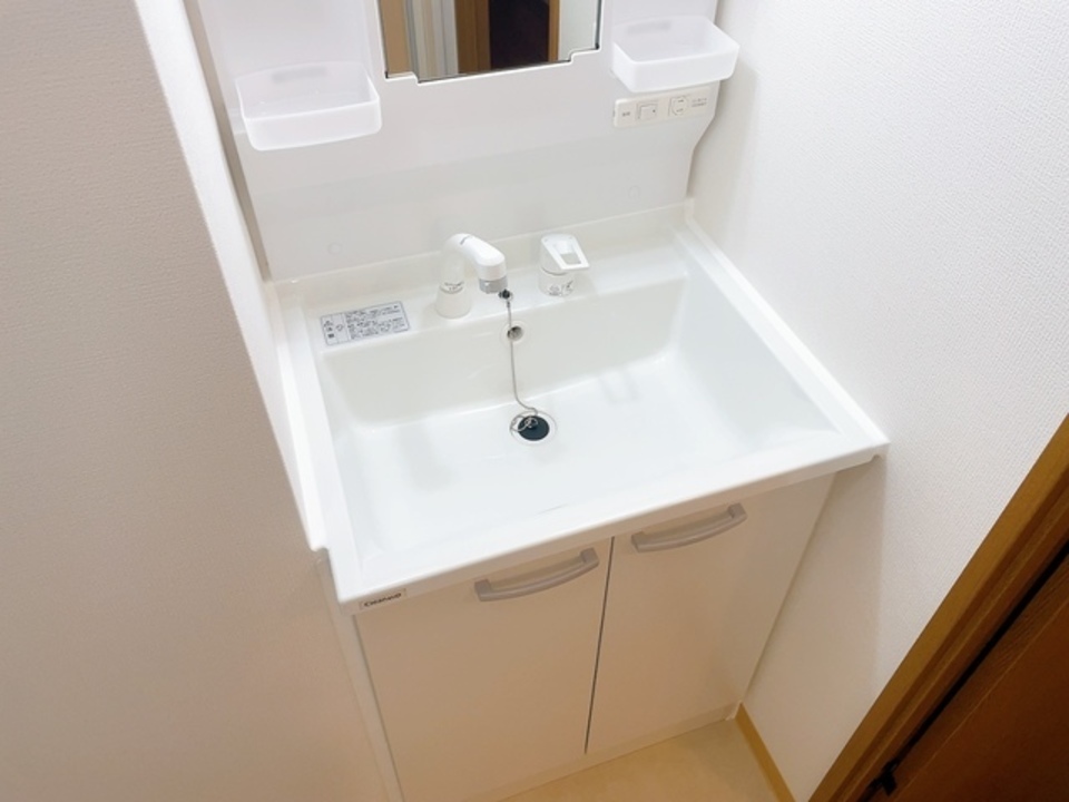 シャワー付洗面化粧台