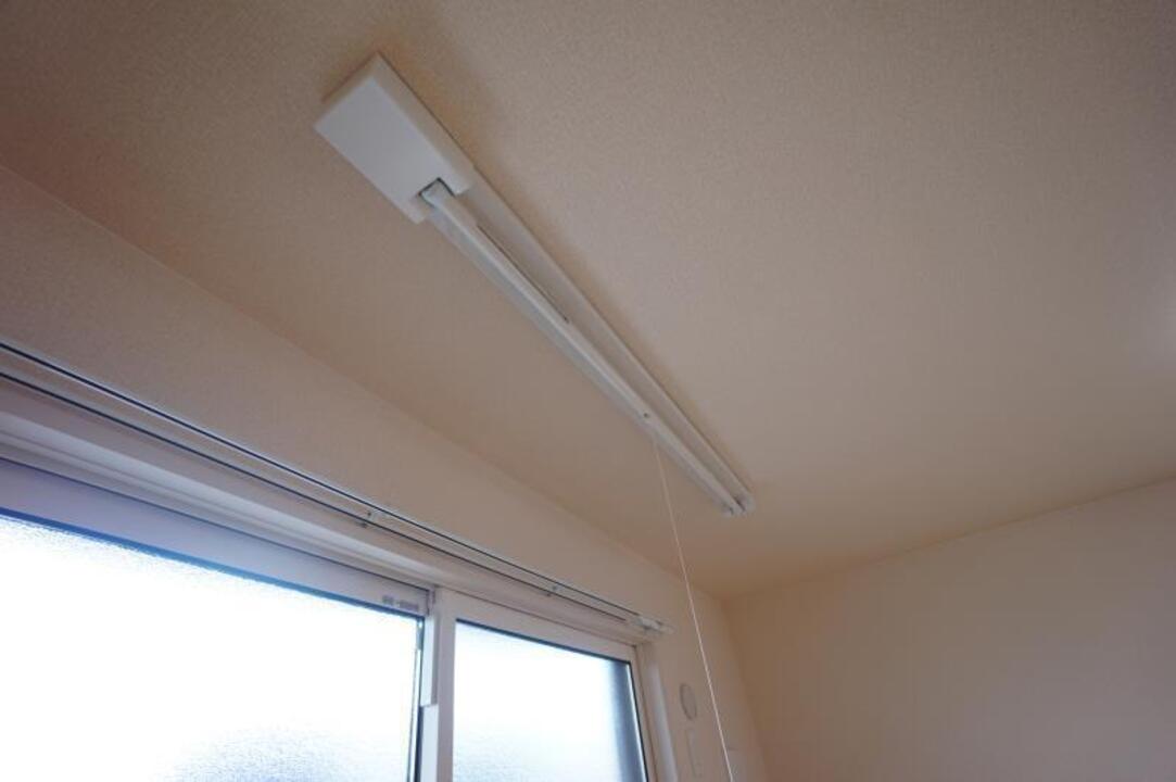 室内物干しユニット