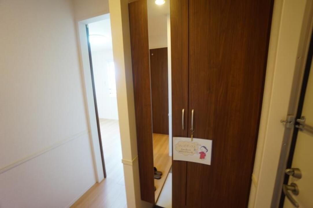 シューズボックス