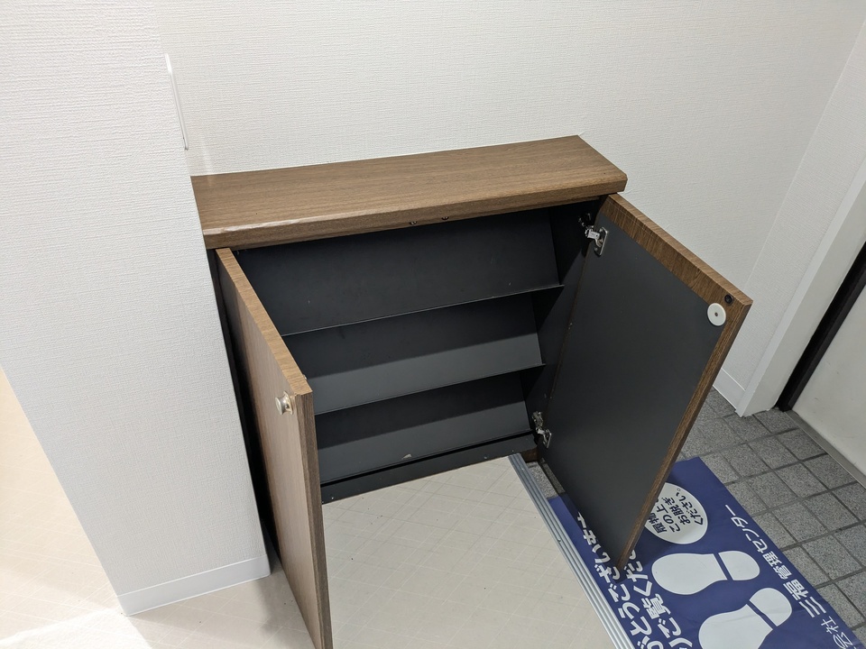 シューズボックス