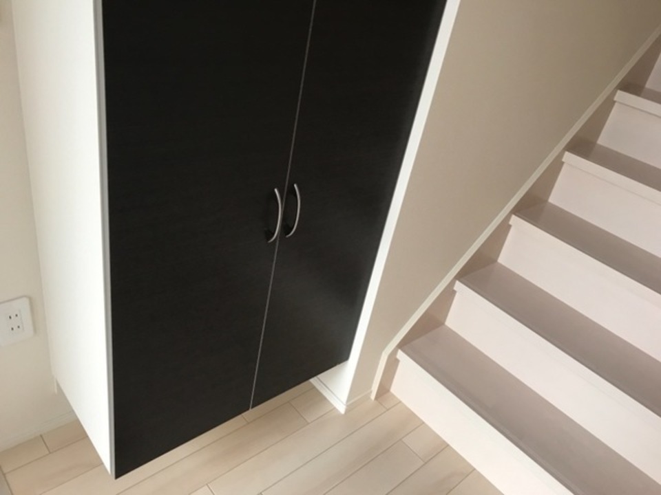 シューズボックス