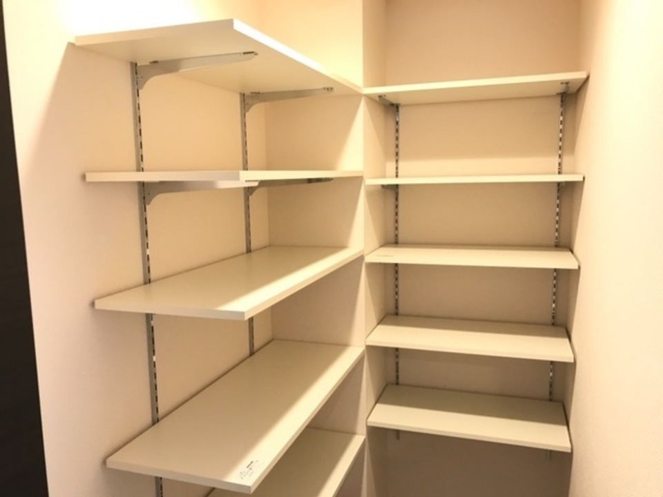 シューズボックス