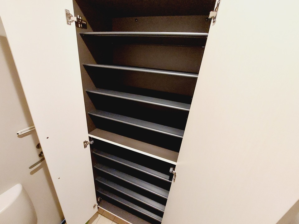 シューズボックス