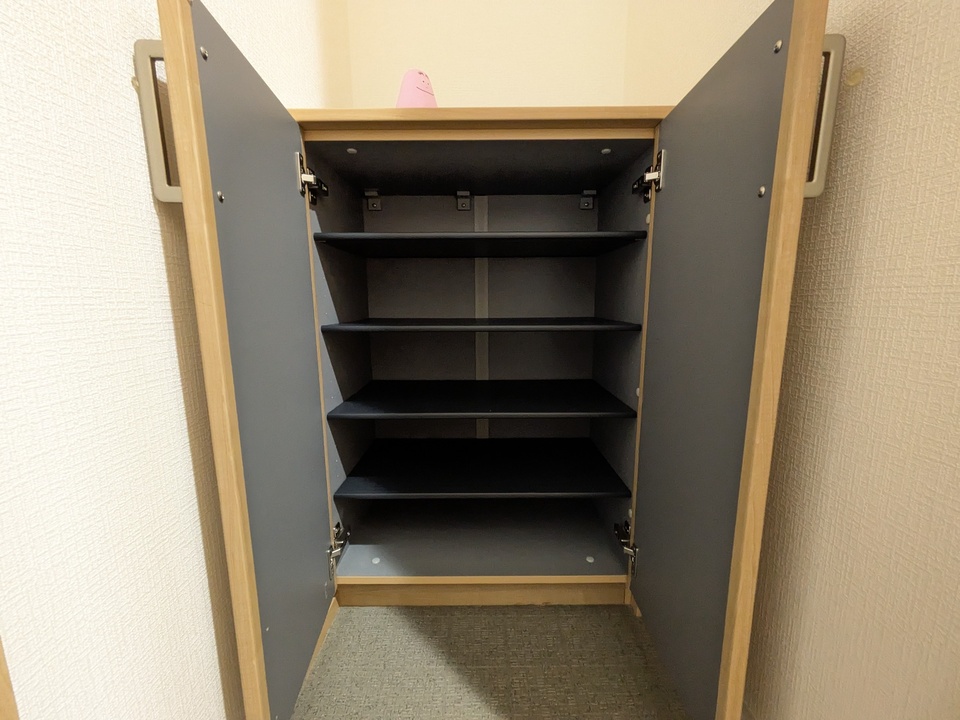 シューズボックス