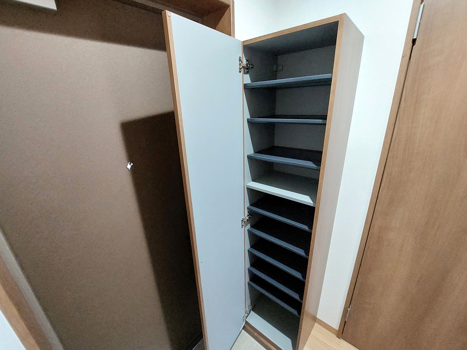 シューズボックス
