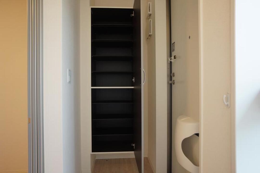 シューズボックス