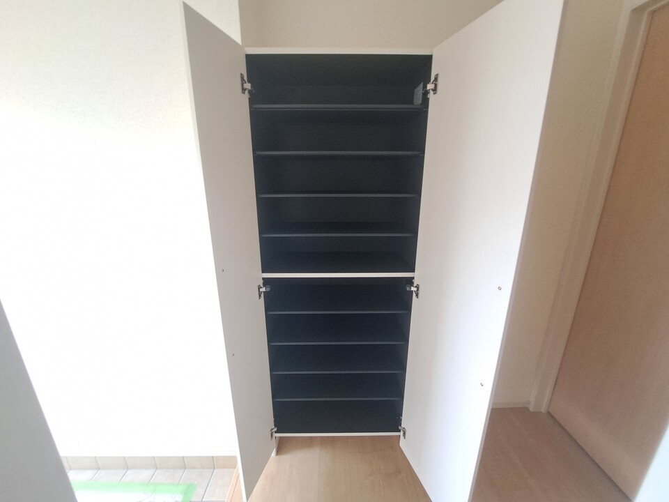 シューズボックス