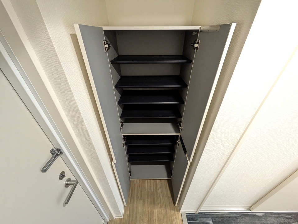 シューズボックス