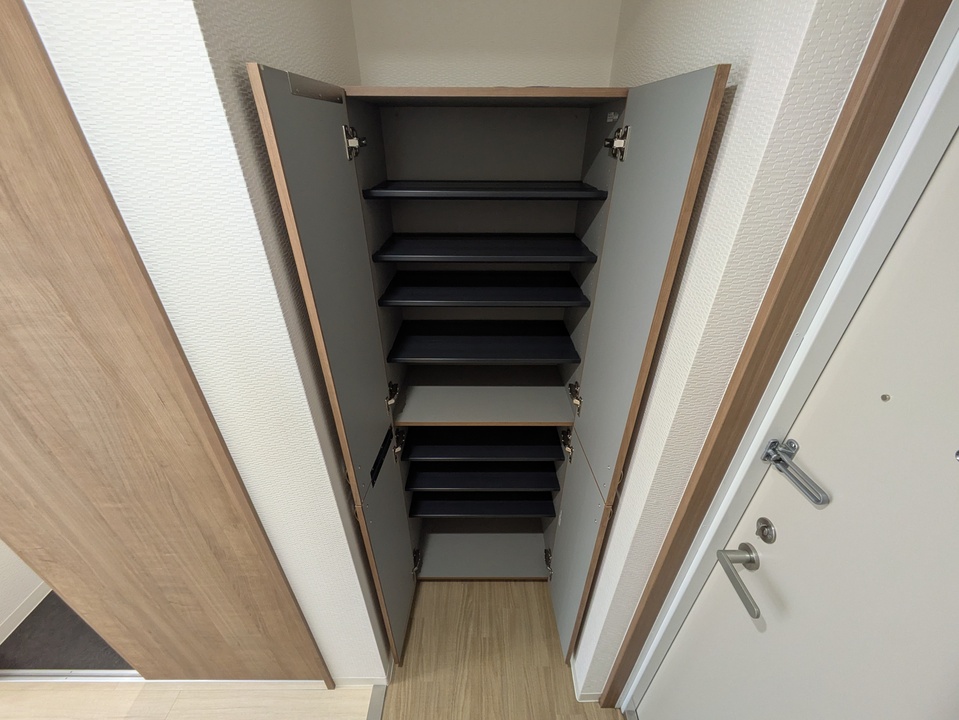 シューズボックス