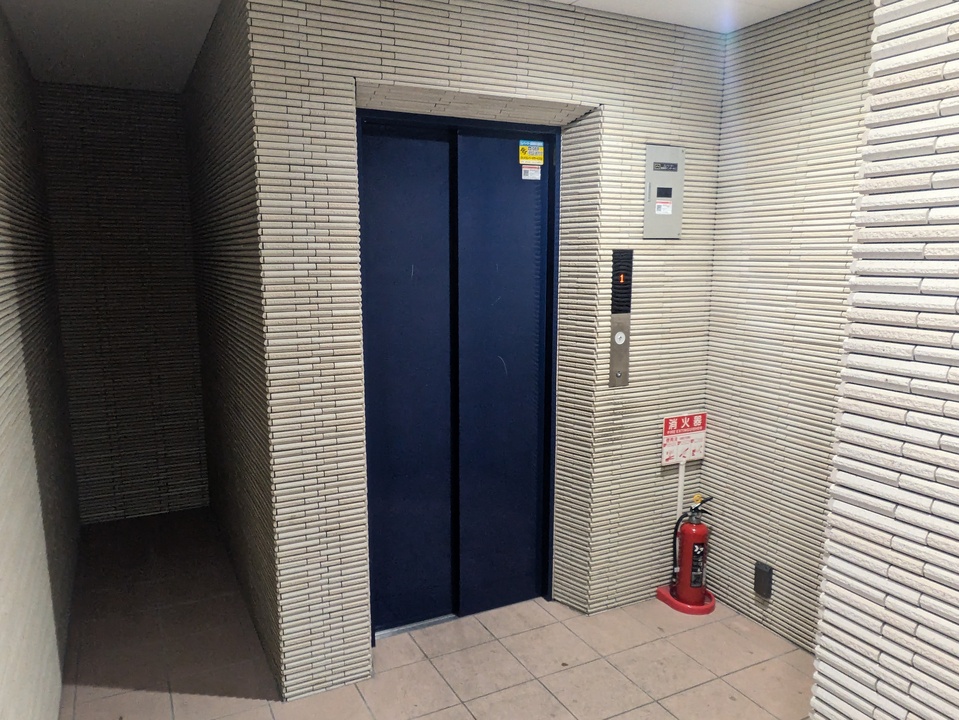 エレベーター