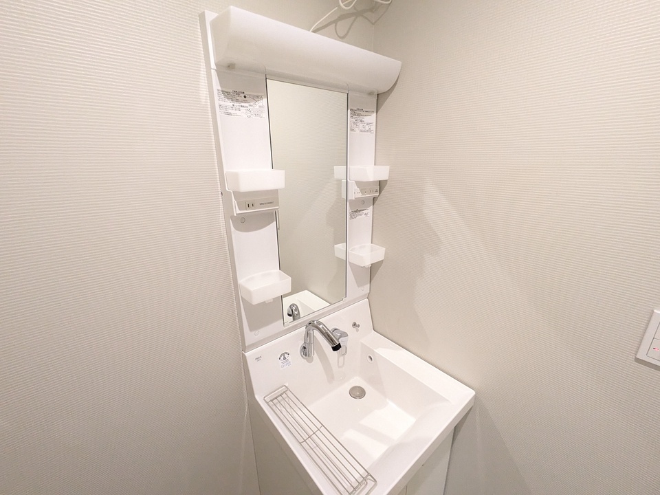 シャワー付洗面化粧台