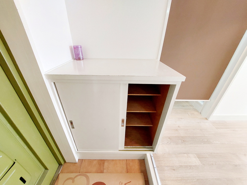 シューズボックス