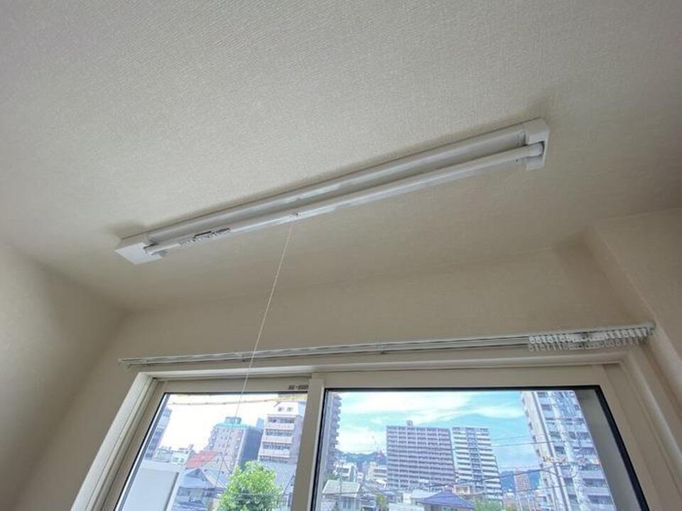 室内物干しユニット