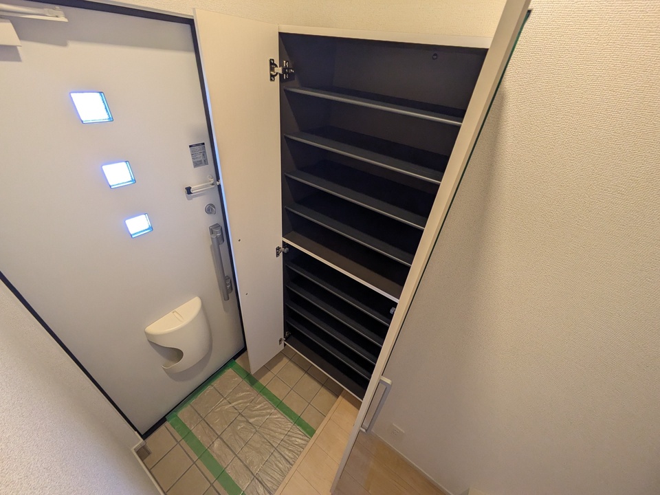 シューズボックス