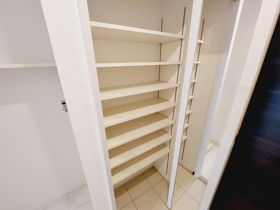 シューズボックス