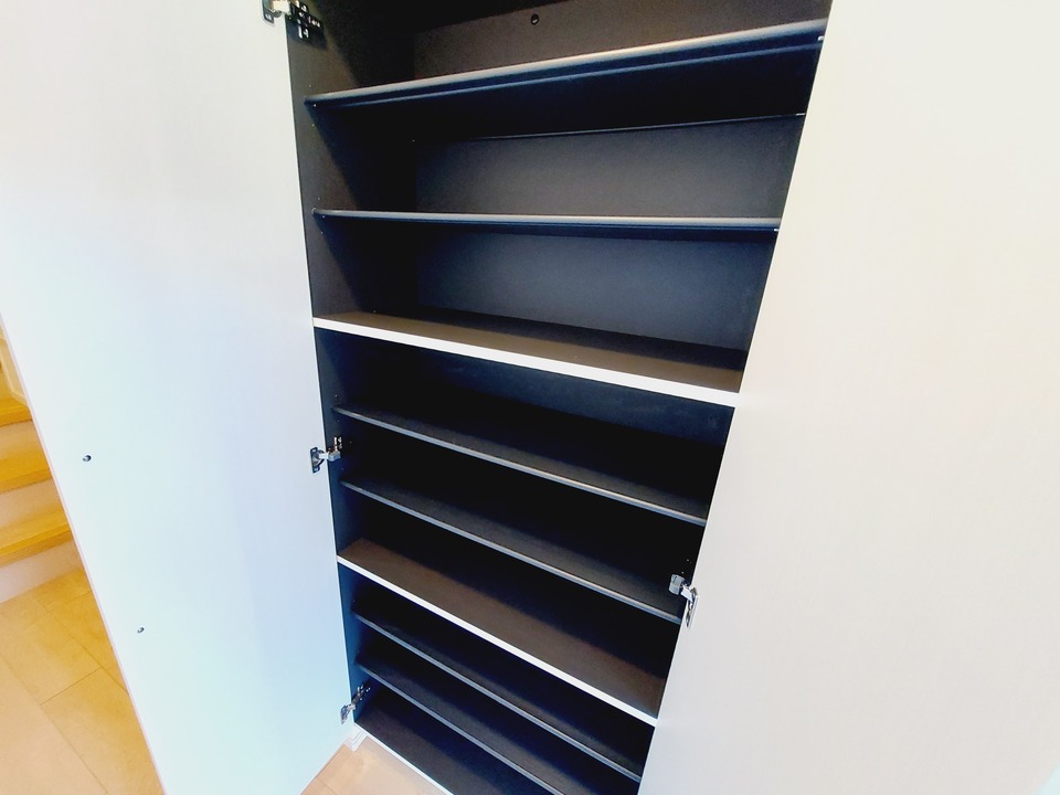 シューズボックス