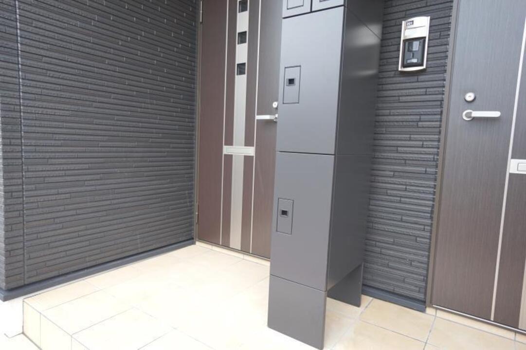 宅配ボックス